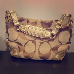 Coach bag gold